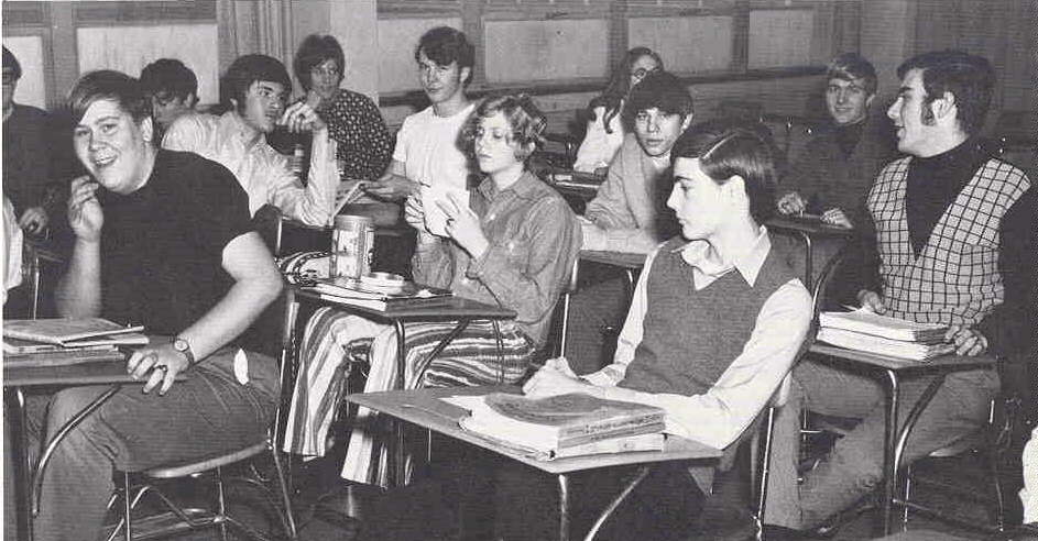 Mr Hyde's 3rd Period Journalism class